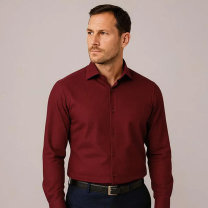 Camicia antigrinze dal taglio aderente